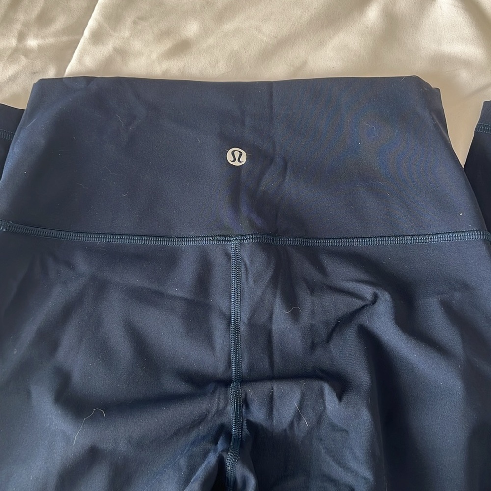 Lululemon navy blue leggings